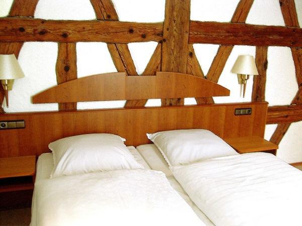 Hôtel San Im Gasthof Mayd à Erlangen Extérieur photo